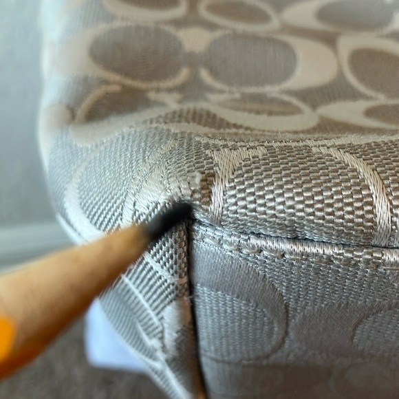 Coach: Gray (F14693) Signature C Canvas Tote Bag - Picture 10 of 16